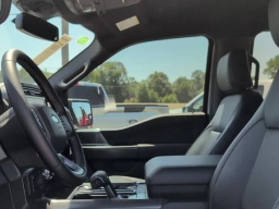 Ford F-150 LARIAT 4WD SuperCrew 5.5' Box 2025