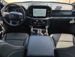 Ford F-150 LARIAT 4WD SuperCrew 5.5' Box 2025