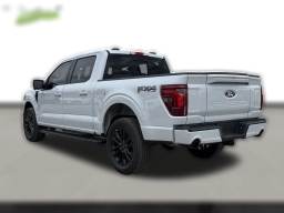 Ford F-150 LARIAT 4WD SuperCrew 5.5' Box 2025