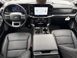 Ford F-150 LARIAT 4WD SuperCrew 5.5' Box 2025