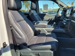 Ford F-150 LARIAT 4WD SuperCrew 5.5' Box 2026