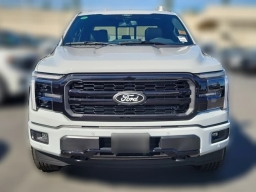 Ford F-150 LARIAT 4WD SuperCrew 5.5' Box 2026