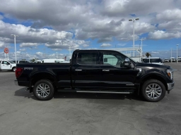 Ford F-150 LARIAT 4WD SuperCrew 6.5' Box 2025