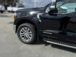 Ford F-150 LARIAT 4WD SuperCrew 6.5' Box 2025