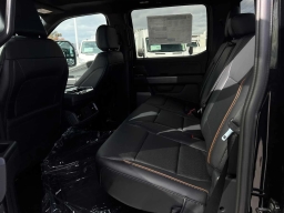 Ford F-150 LARIAT 4WD SuperCrew 6.5' Box 2025