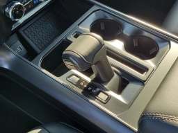 Ford F-150 LARIAT 4WD SuperCrew 5.5' Box 2026