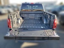 Ford F-150 LARIAT 4WD SuperCrew 5.5' Box 2026