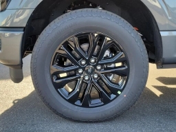 Ford F-150 LARIAT 4WD SuperCrew 5.5' Box 2026