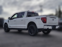 Ford F-150 LARIAT 4WD SuperCrew 5.5' Box 2025