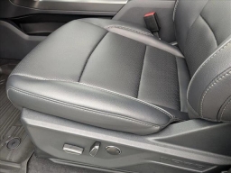 Ford F-150 LARIAT 4WD SuperCrew 5.5' Box 2026