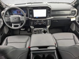 Ford F-150 LARIAT 4WD SuperCrew 5.5' Box 2026