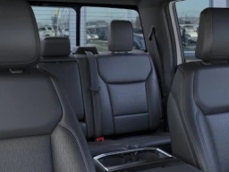 Ford F-150 LARIAT 4WD SuperCrew 5.5' Box 2025