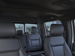 Ford F-150 LARIAT 4WD SuperCrew 5.5' Box 2025