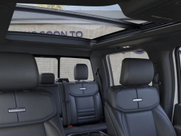 Ford F-150 Platinum 4WD SuperCrew 5.5' Box 2025