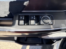 Ford F-150 Platinum 4WD SuperCrew 5.5' Box 2025