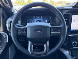 Ford F-150 Platinum 4WD SuperCrew 5.5' Box 2025