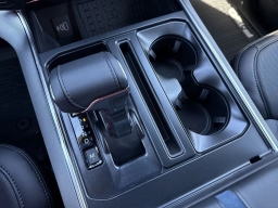 Ford F-150 Platinum 4WD SuperCrew 5.5' Box 2025