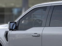 Ford F-150 Platinum 4WD SuperCrew 5.5' Box 2026