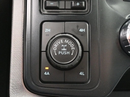 Ford F-150 Platinum 4WD SuperCrew 5.5' Box 2025