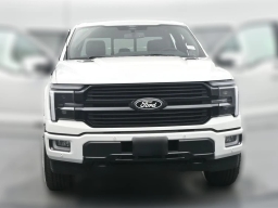 Ford F-150 Platinum 4WD SuperCrew 5.5' Box 2025