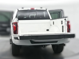 Ford F-150 Platinum 4WD SuperCrew 5.5' Box 2025