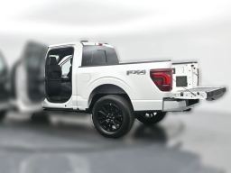 Ford F-150 Platinum 4WD SuperCrew 5.5' Box 2025