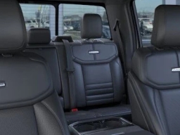 Ford F-150 Platinum 4WD SuperCrew 5.5' Box 2025