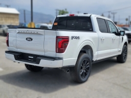 Ford F-150 Platinum 4WD SuperCrew 5.5' Box 2025