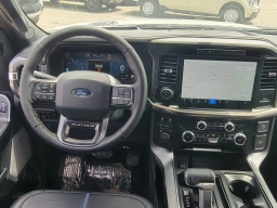 Ford F-150 Platinum 4WD SuperCrew 5.5' Box 2025