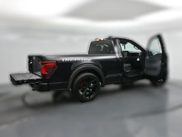 Ford F-150 XL 4WD Reg Cab 6.5' Box 2025