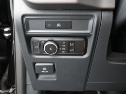 Ford F-150 XL 4WD Reg Cab 6.5' Box 2025