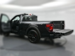 Ford F-150 XL 4WD Reg Cab 6.5' Box 2025