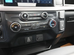 Ford F-150 XL 4WD Reg Cab 6.5' Box 2026