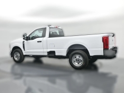 Ford Super Duty F-350 SRW XL 2WD Reg Cab 8' Box 2026