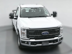 Ford Super Duty F-350 SRW XL 2WD Reg Cab 8' Box 2026