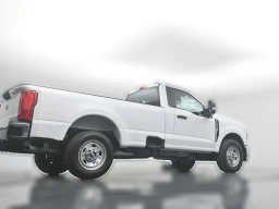 Ford Super Duty F-350 SRW XL 2WD Reg Cab 8' Box 2026