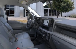 Ford Super Duty F-350 SRW XL 4WD Reg Cab 8' Box 2026