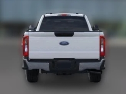 Ford Super Duty F-350 SRW XLT 4WD Reg Cab 8' Box 2025