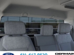 Ford Super Duty F-350 SRW XLT 4WD Reg Cab 8' Box 2025