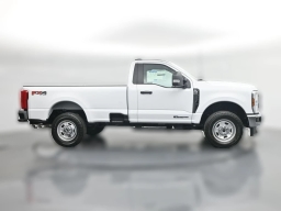 Ford Super Duty F-350 SRW XL 4WD Reg Cab 8' Box 2026