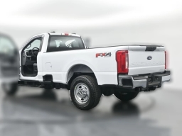 Ford Super Duty F-350 SRW XL 4WD Reg Cab 8' Box 2026