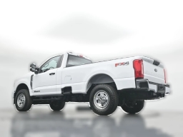 Ford Super Duty F-350 SRW XL 4WD Reg Cab 8' Box 2026