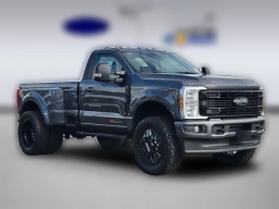 Ford Super Duty F-350 DRW XLT 4WD Reg Cab 8' Box 2026