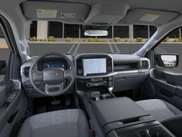 Ford F-150 Lightning XLT 4WD SuperCrew 5.5' Box 2025