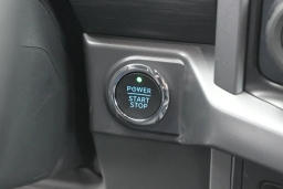 Ford F-150 Lightning XLT 4WD SuperCrew 5.5' Box 2025