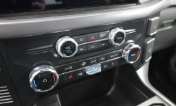 Ford F-150 Lightning XLT 4WD SuperCrew 5.5' Box 2025