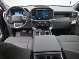 Ford F-150 Lightning XLT 4WD SuperCrew 5.5' Box 2025