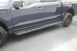 Ford F-150 Lightning XLT 4WD SuperCrew 5.5' Box 2025