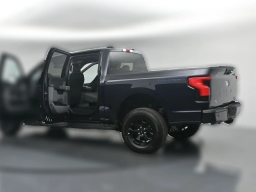 Ford F-150 Lightning XLT 4WD SuperCrew 5.5' Box 2025