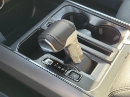 Ford F-150 Lightning XLT 4WD SuperCrew 5.5' Box 2025